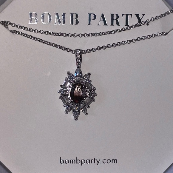 Vintage Bomb Party RBP3701 OG Chase Your Dreams Necklace - Picture 9 of 10